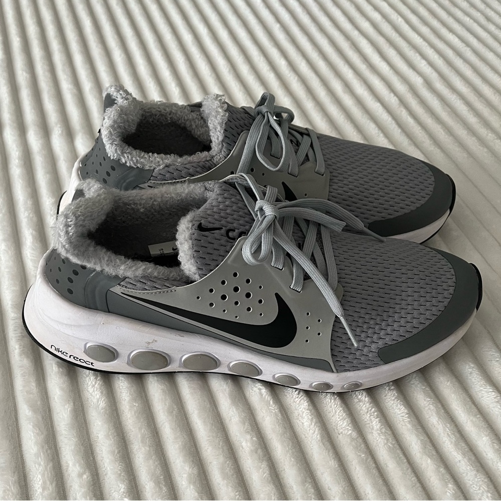 Nike CruzrOne Men’s Size 10 - Grey